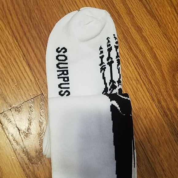 Sourpuss White W/ Black Bones Knee High Socks - Picture 3 of 6